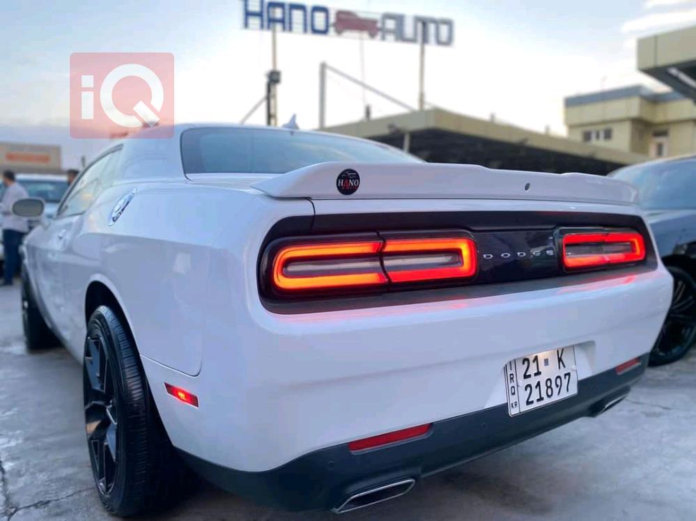 Dodge Challenger